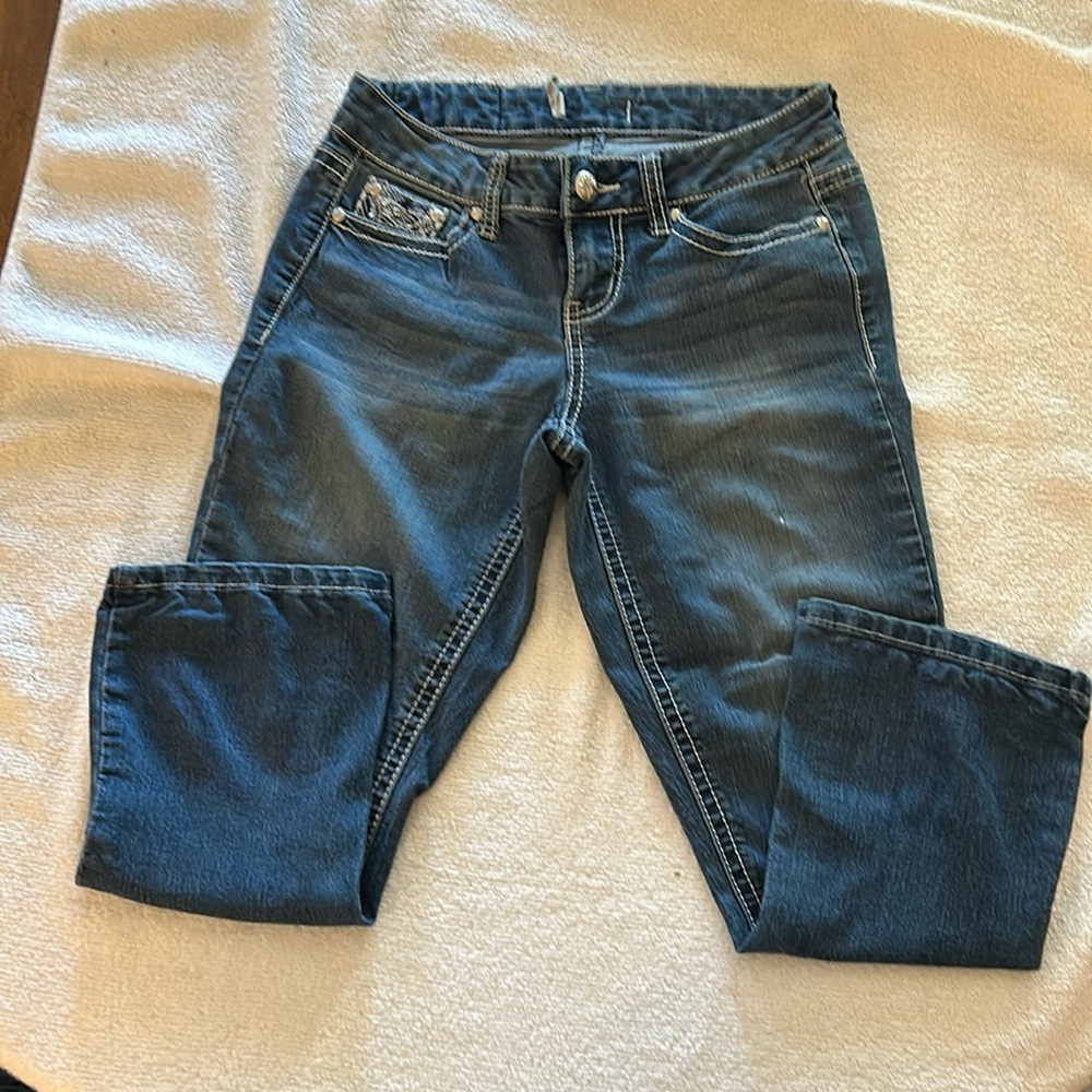 Cute well worn jeans G